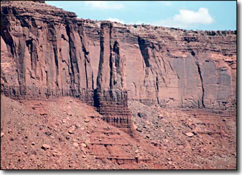 Cliffs of Navajo Sandstone